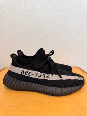 adidas Yeezy Boost 350 V2 Core Black White Men 10